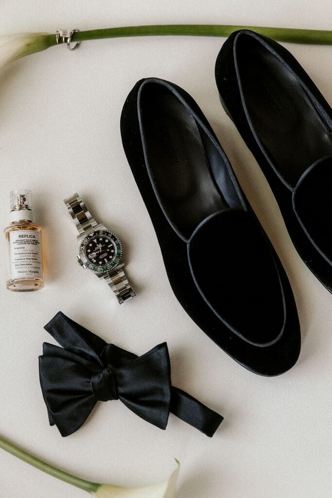 Grooms wedding details.